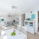 Dream Estate Daire