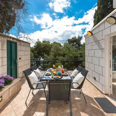 Dream Estate Daire *